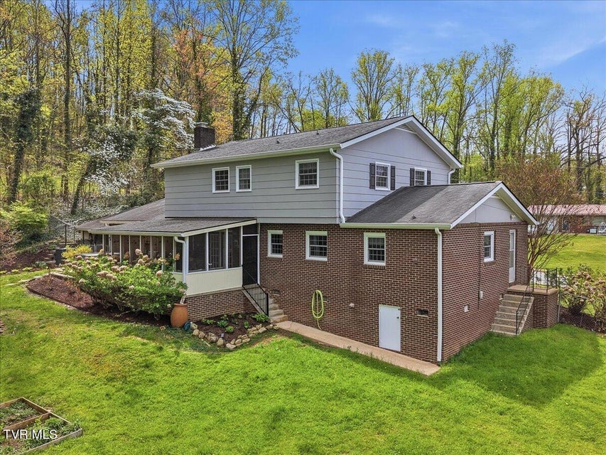 Photo #5: 1415 Woodmont Drive