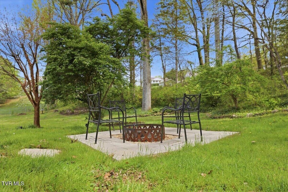 Photo #9: 1415 Woodmont Drive