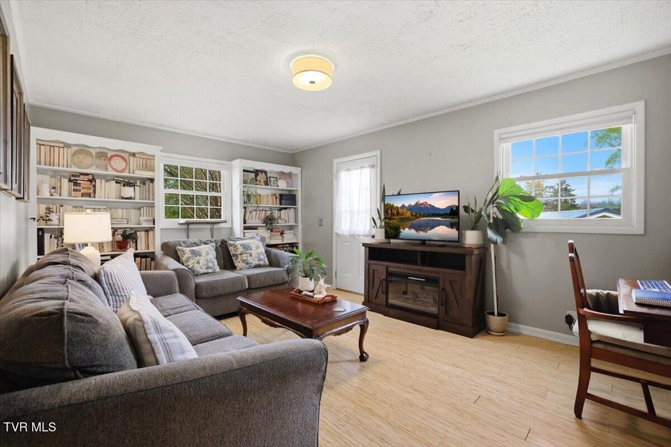 Photo #21: 1415 Woodmont Drive