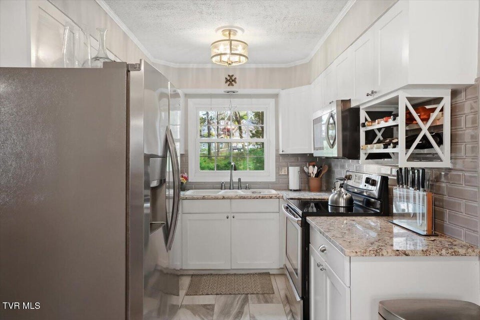 Photo #23: 1415 Woodmont Drive