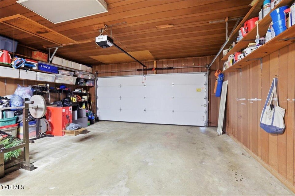 Photo #40: 1415 Woodmont Drive