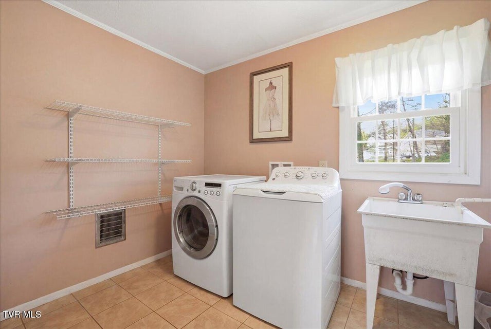 Photo #39: 1415 Woodmont Drive