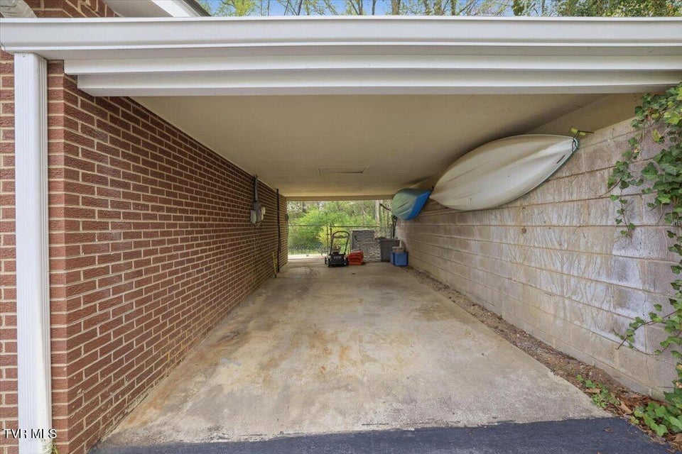 Photo #41: 1415 Woodmont Drive