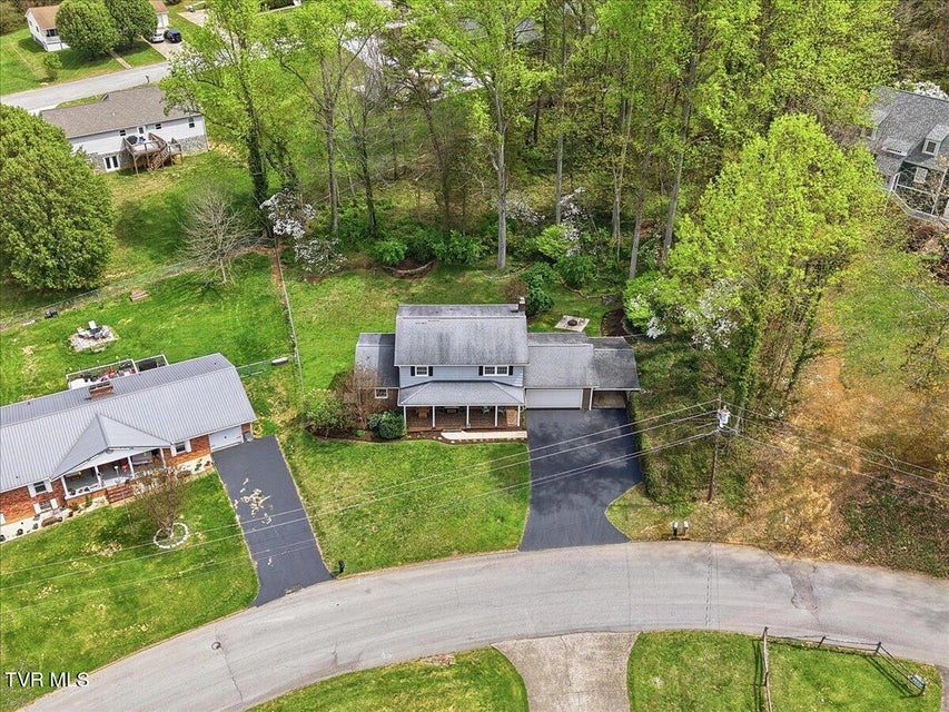 Photo #42: 1415 Woodmont Drive