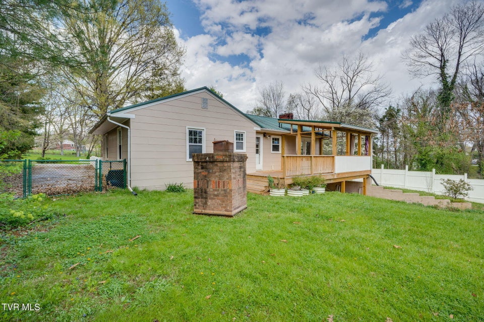 Photo #22: 408 Oak Grove Avenue