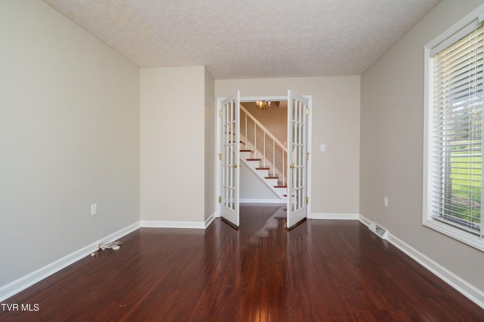 Photo #11: 4312 Orebank Road