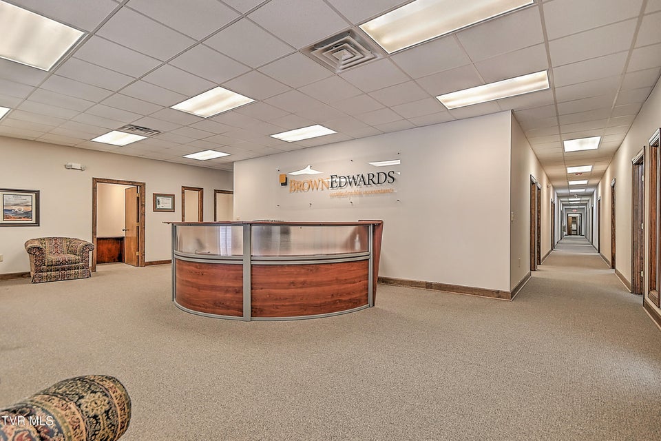 Photo #8: 513 State Street