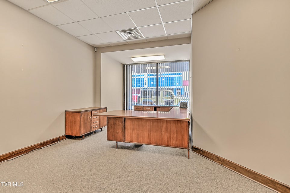 Photo #11: 513 State Street