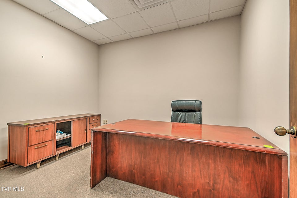 Photo #12: 513 State Street