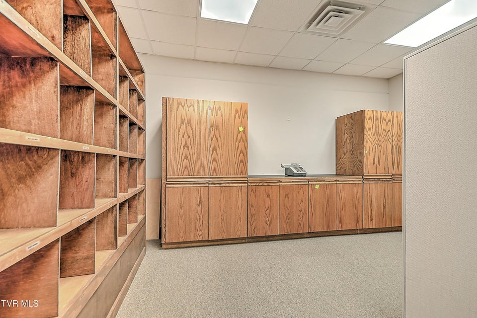 Photo #22: 513 State Street