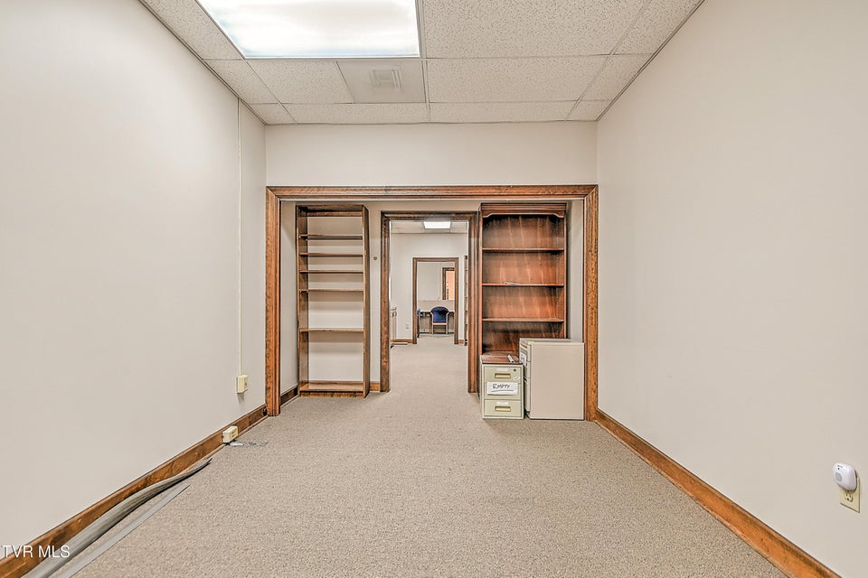 Photo #23: 513 State Street