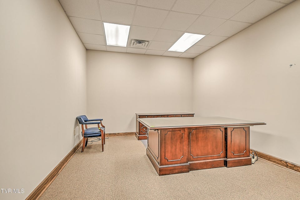 Photo #26: 513 State Street