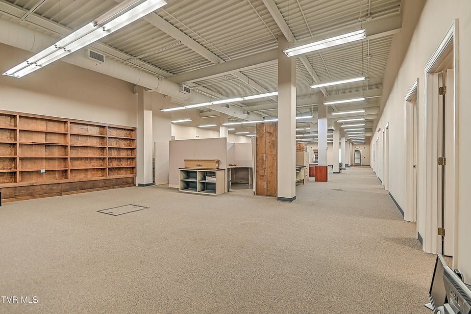 Photo #33: 513 State Street