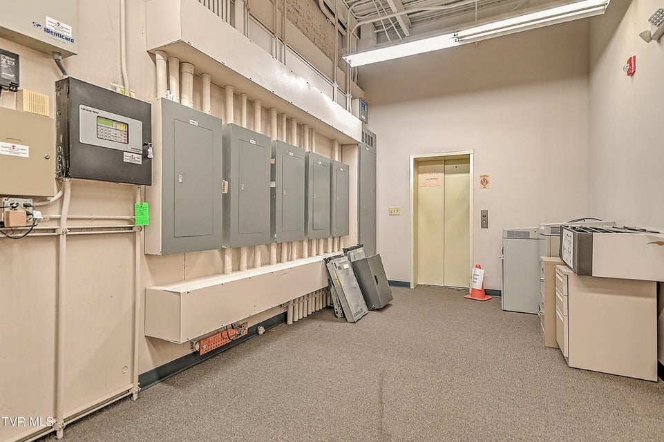 Photo #41: 513 State Street