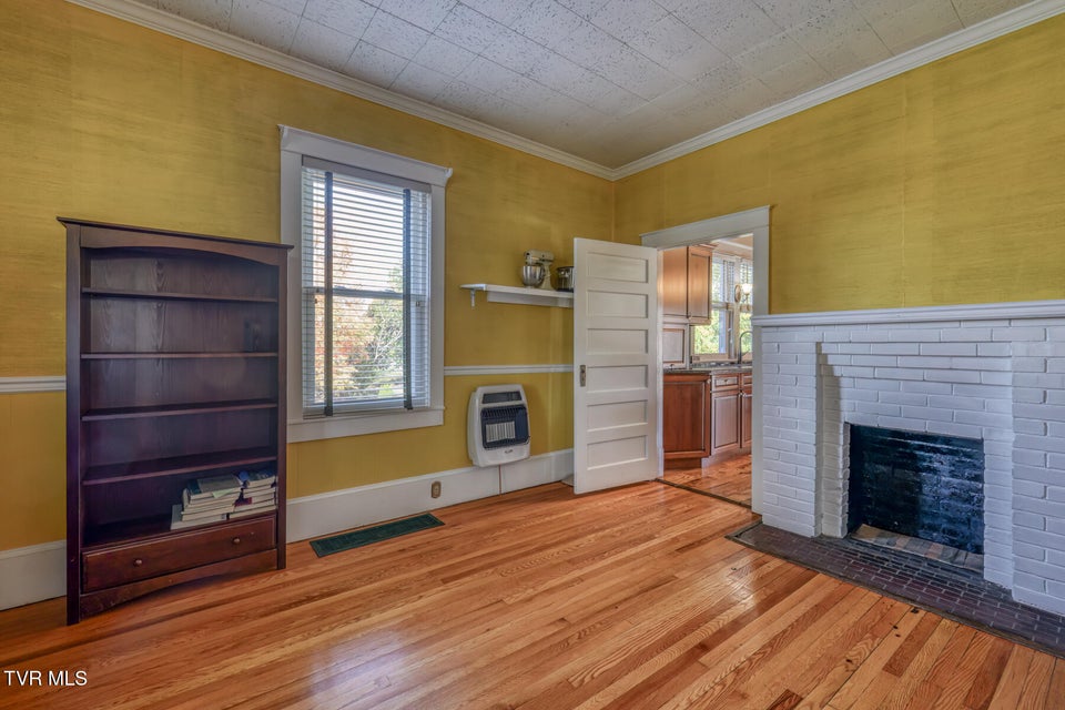 Photo #24: 1505 Lakeview Drive