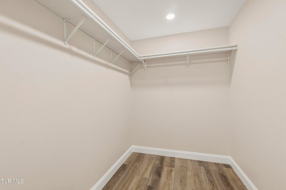 Photo #23: 300 Gibson Loop