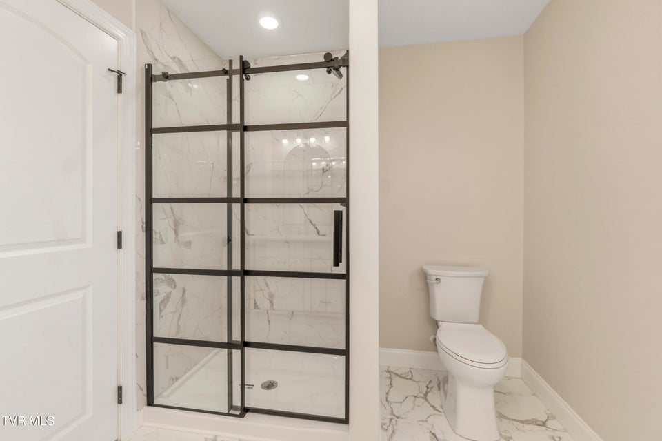 Photo #25: 300 Gibson Loop