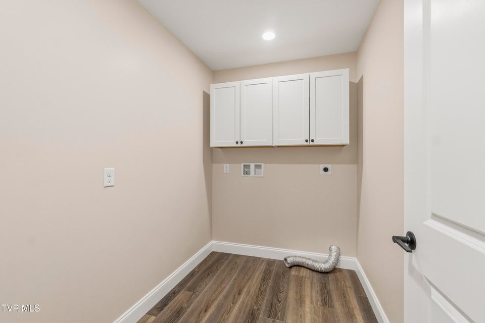 Photo #41: 300 Gibson Loop