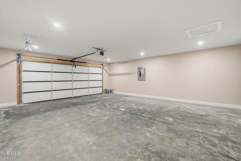 Photo #45: 300 Gibson Loop