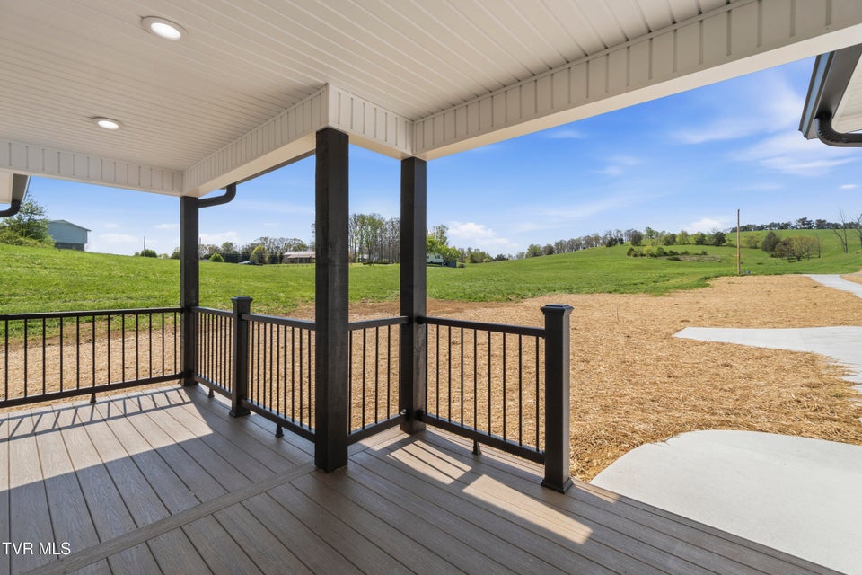 Photo #48: 300 Gibson Loop