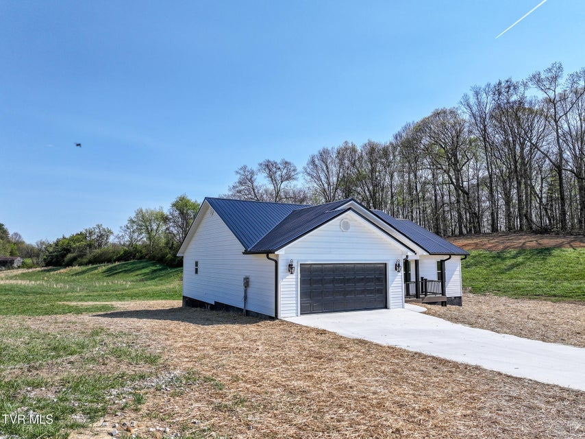 Photo #50: 300 Gibson Loop