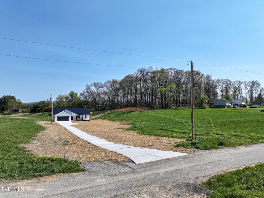 Photo #65: 300 Gibson Loop