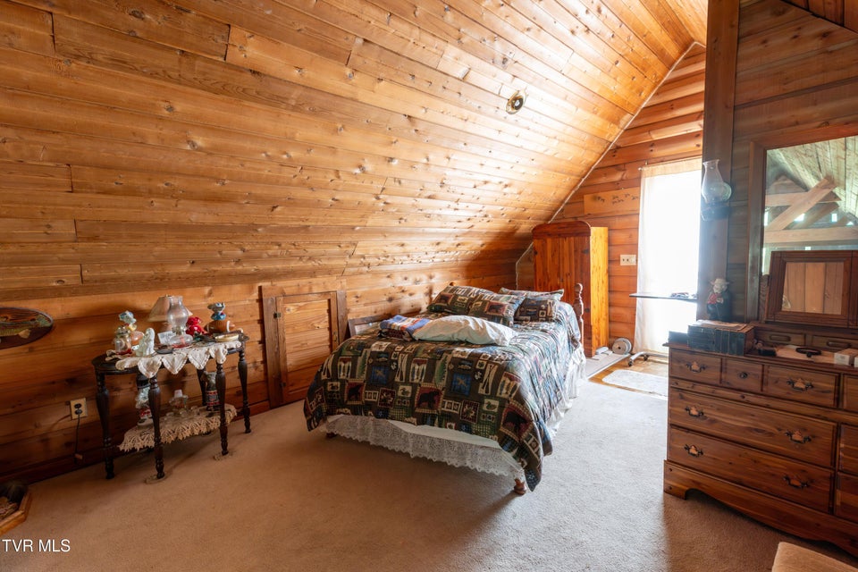 Photo #16: 401 Plymouth Hollow Road