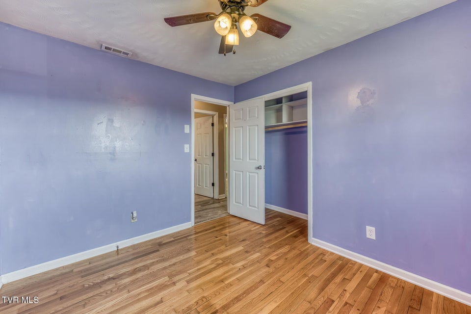 Photo #13: 1069 Jessie Lane