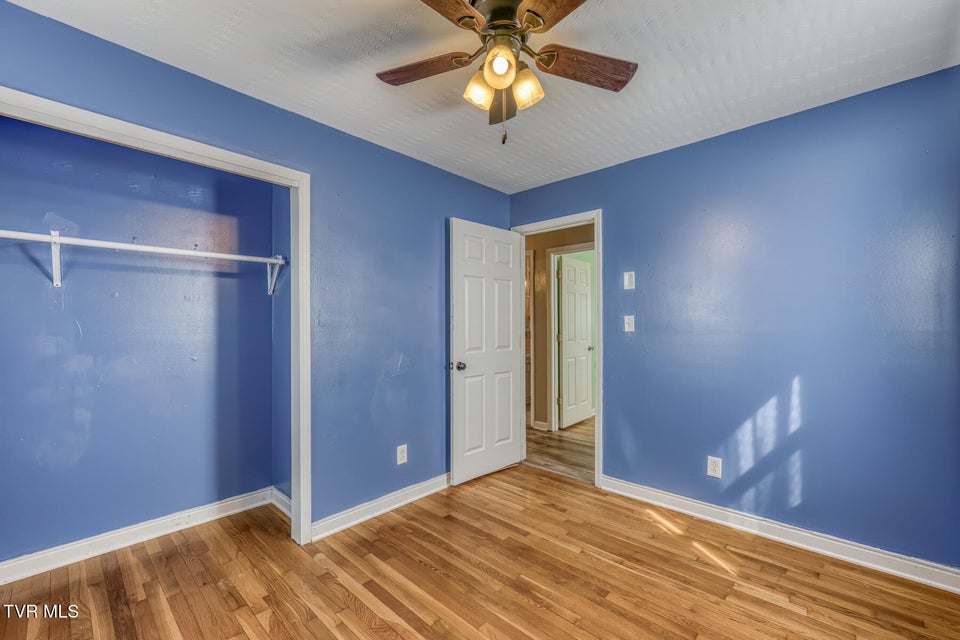 Photo #18: 1069 Jessie Lane