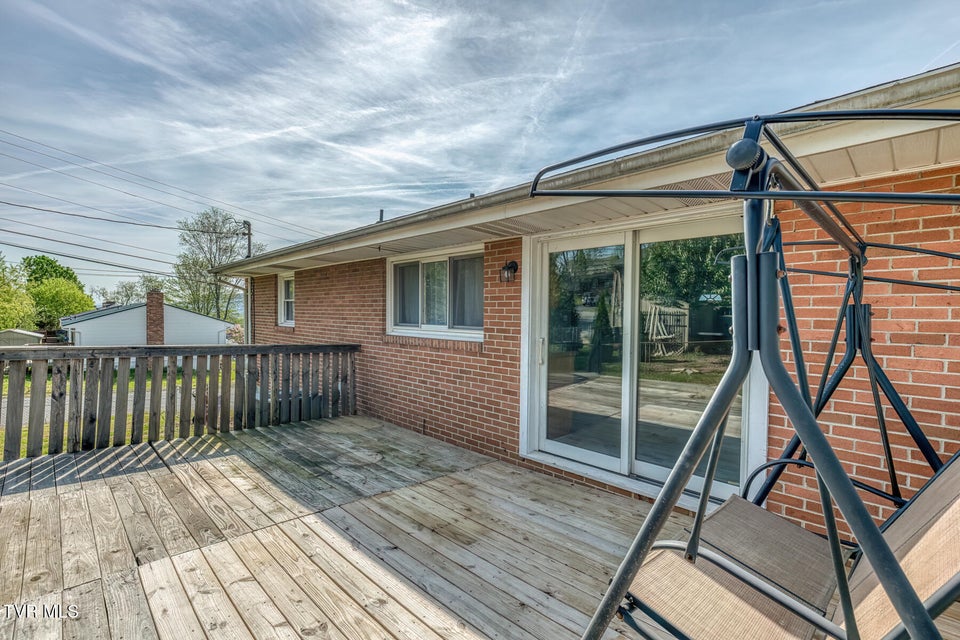 Photo #32: 1069 Jessie Lane