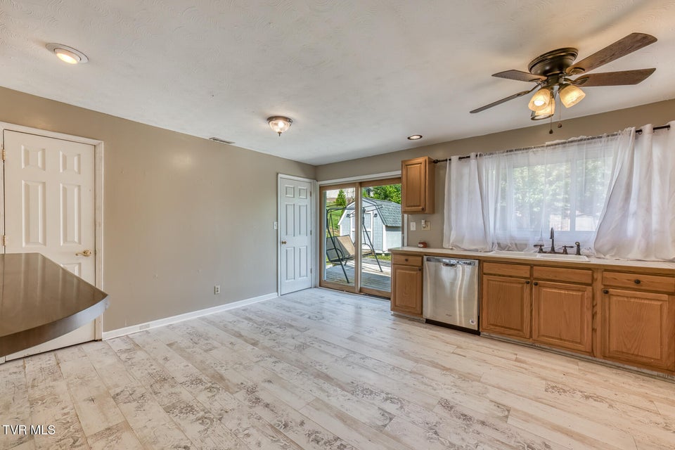 Photo #7: 1069 Jessie Lane