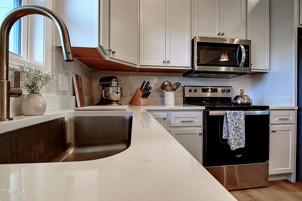 Photo #17: 309 Miss Maude Patton Lane