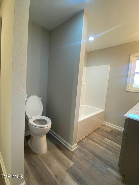 Photo #9: 625 Seaton Road