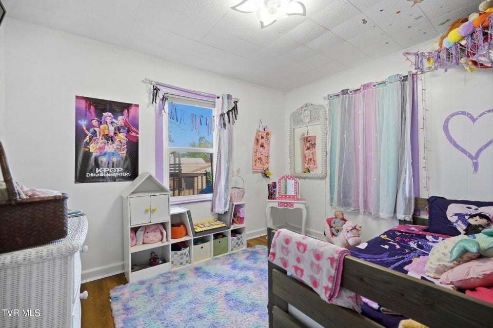 Photo #18: 450 Riverside Drive