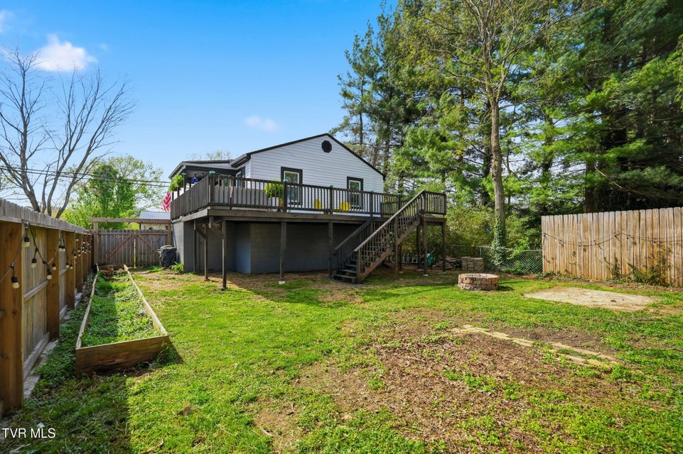 Photo #24: 450 Riverside Drive