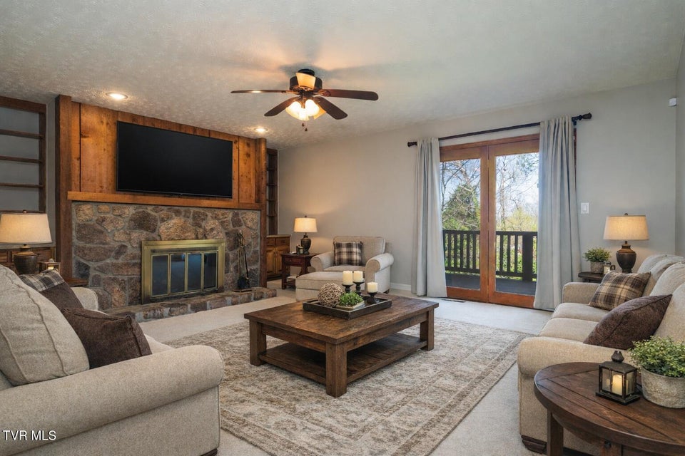 Photo #2: 4312 Orebank Road