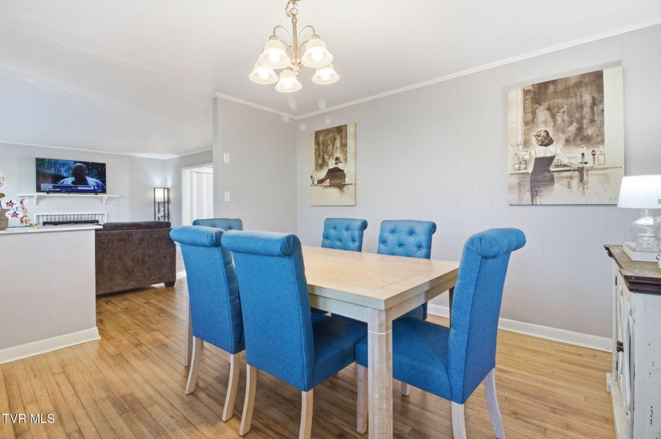 Photo #9: 209 Haynes Boulevard