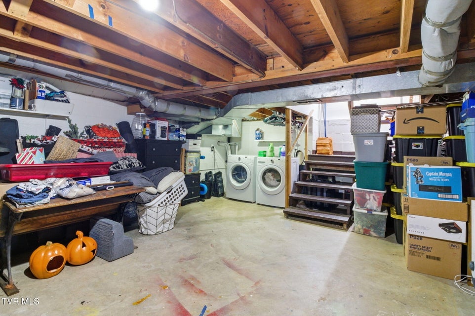 Photo #16: 209 Haynes Boulevard