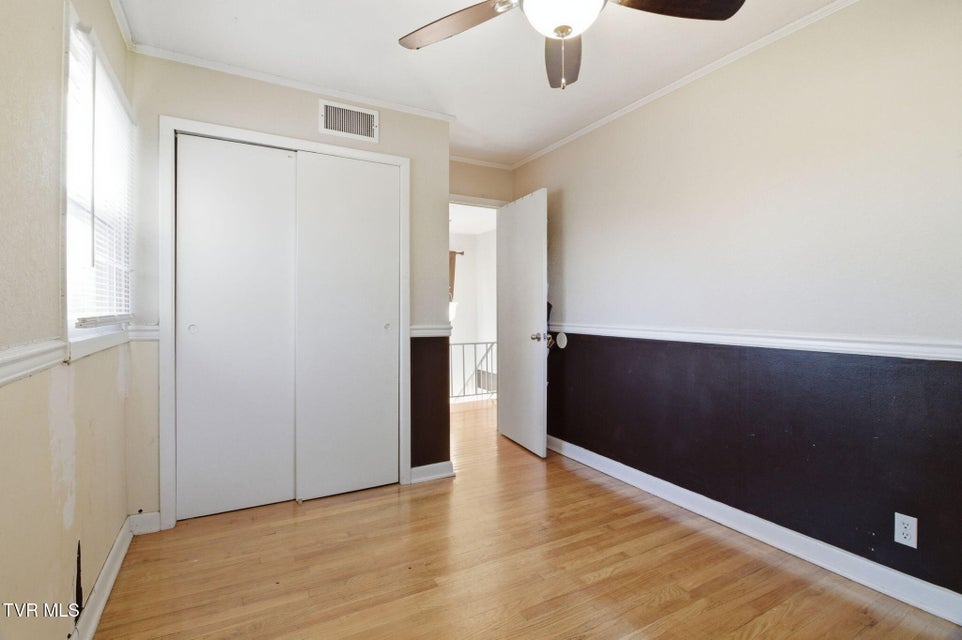 Photo #20: 209 Haynes Boulevard