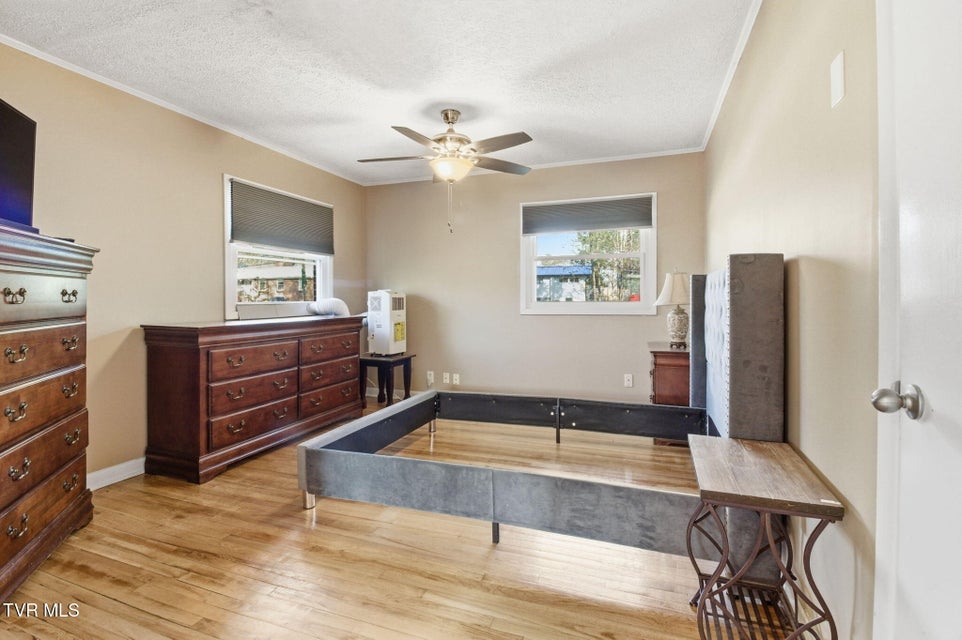 Photo #23: 209 Haynes Boulevard