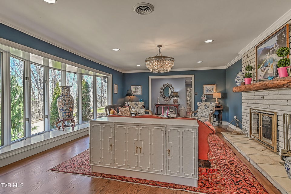 Photo #10: 117 Skyline Drive