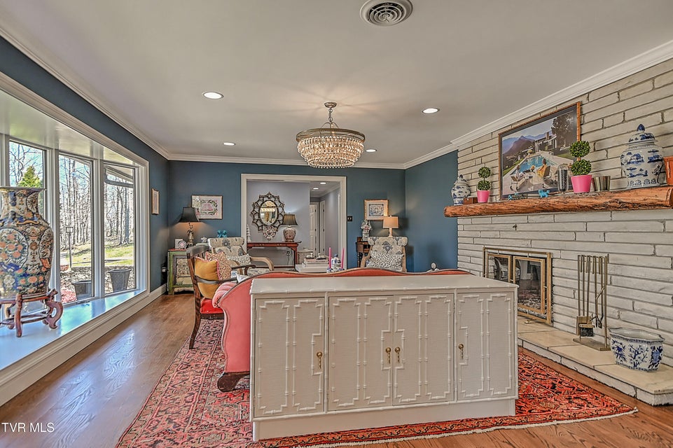 Photo #11: 117 Skyline Drive