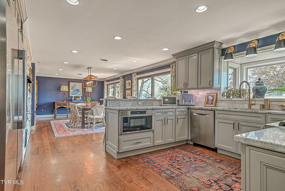 Photo #26: 117 Skyline Drive