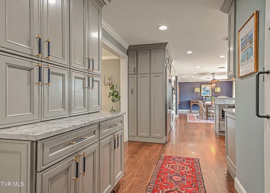 Photo #32: 117 Skyline Drive