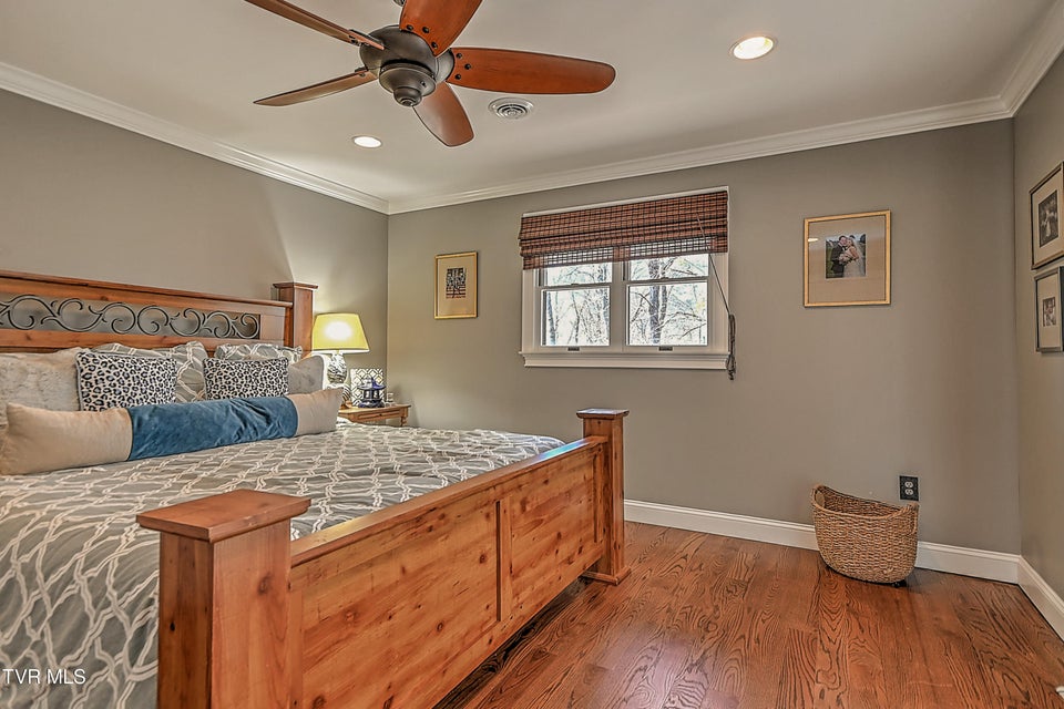 Photo #53: 117 Skyline Drive