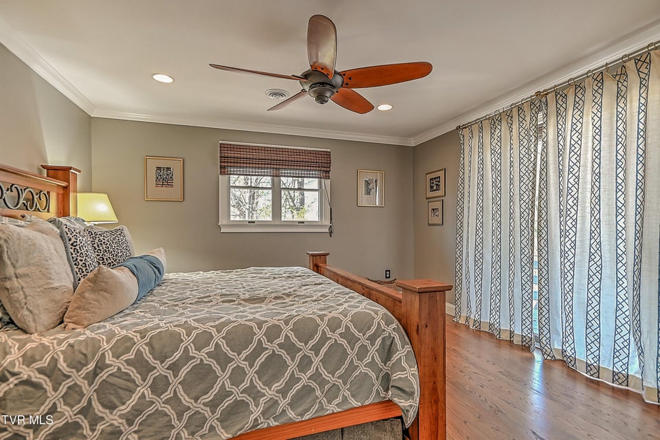 Photo #55: 117 Skyline Drive