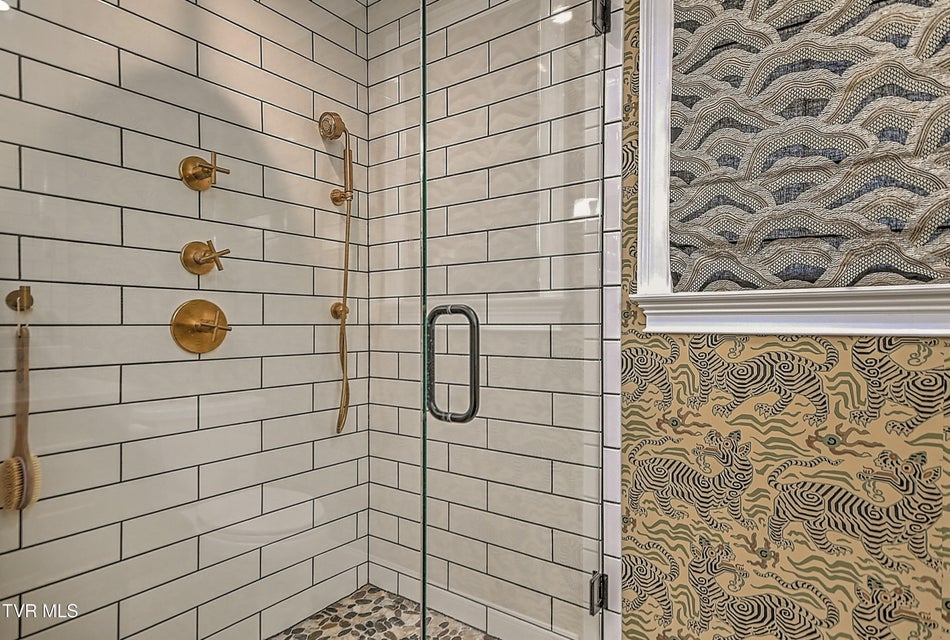 Photo #47: 117 Skyline Drive