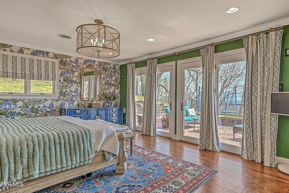 Photo #42: 117 Skyline Drive