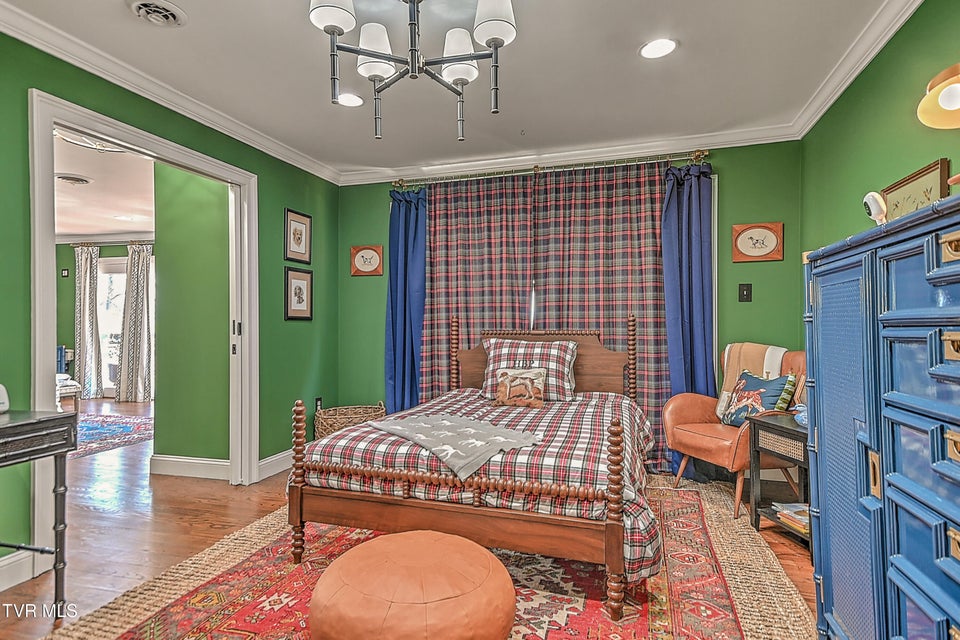 Photo #64: 117 Skyline Drive