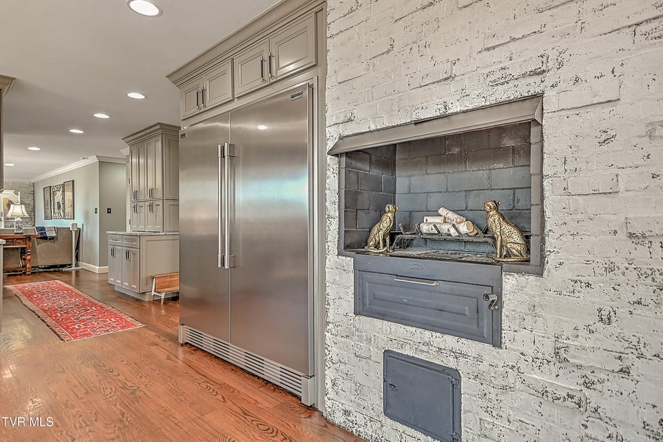 Photo #18: 117 Skyline Drive